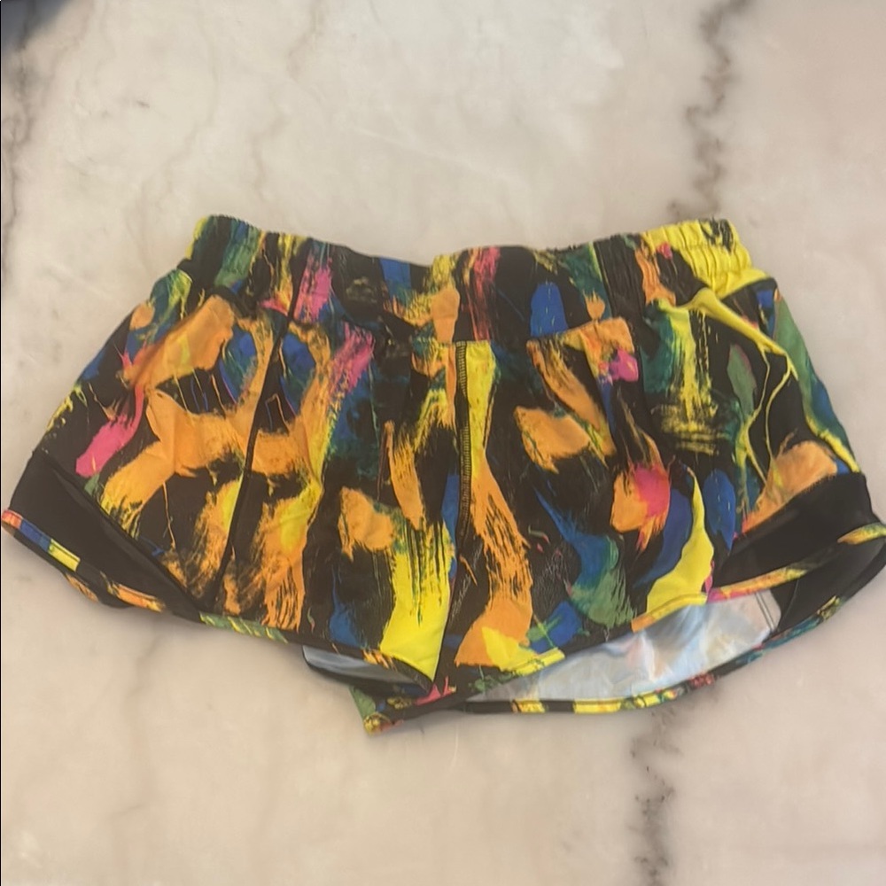 Lululemon Women's Athletic Shorts Size 8 Hotty Hot